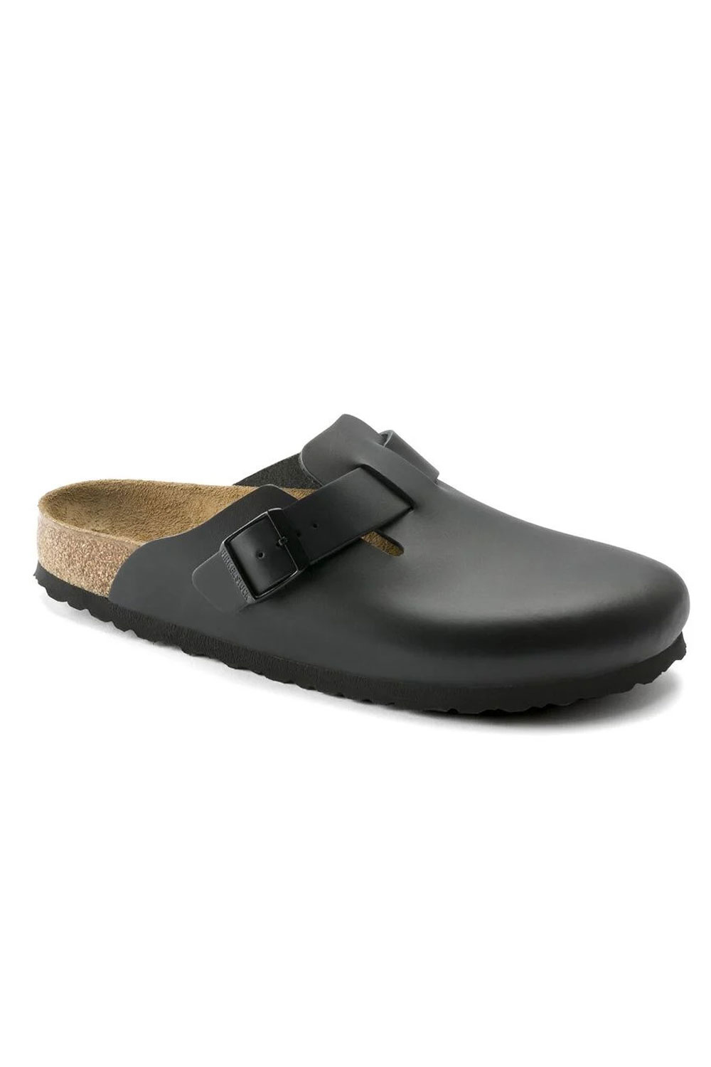 BIRKENSTOCK BOSTON CLOGS Natural Black Leather Τα BIRKENSTOCK Boston Clogs μπορούν εύκολα να φορεθούν όλο το χρόνο. Έχουν θρυλική φήμη χάρη στον εκλεπτυσμένο, μοναδικό σχεδιασμό τους και μοναδική άνεση και στυλ. Το πάνω μέρος είναι κατασκευασμένο από υψηλής ποιότητας, μαλακό φυσικό δέρμα. Ανατομικά διαμορφωμένος πάτος από φελλό-λάτεξ Επάνω μέρος: φυσικό δέρμα Επένδυση πάτου: σουέτ Σόλα: EVA Λεπτομέρειες: ένας ιμάντας με ατομικά ρυθμιζόμενη μεταλλική αγκράφα Κατασκευασμένο στη Γερμανία Narrow feet
