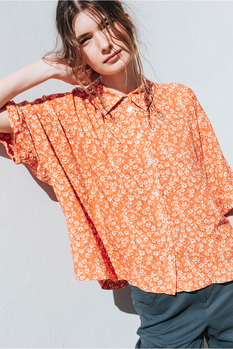 Εμπριμέ πουκάμισο BADILA