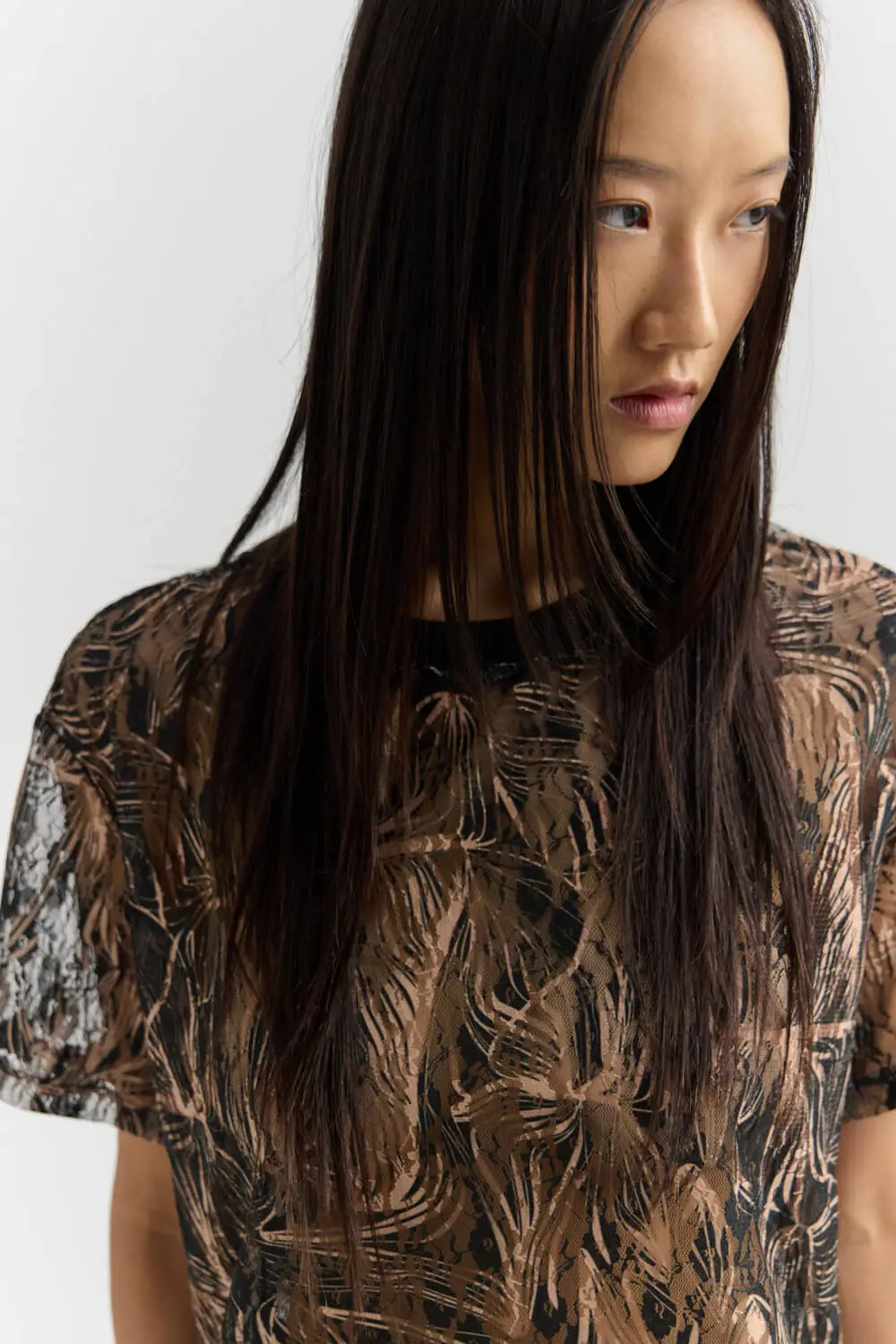 WW0726011-BLACK-3-1000x1500