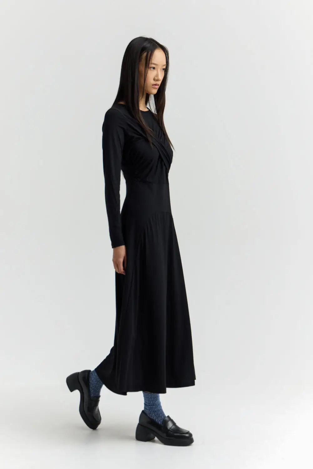 WW0826013-BLACK-3-1000x1500