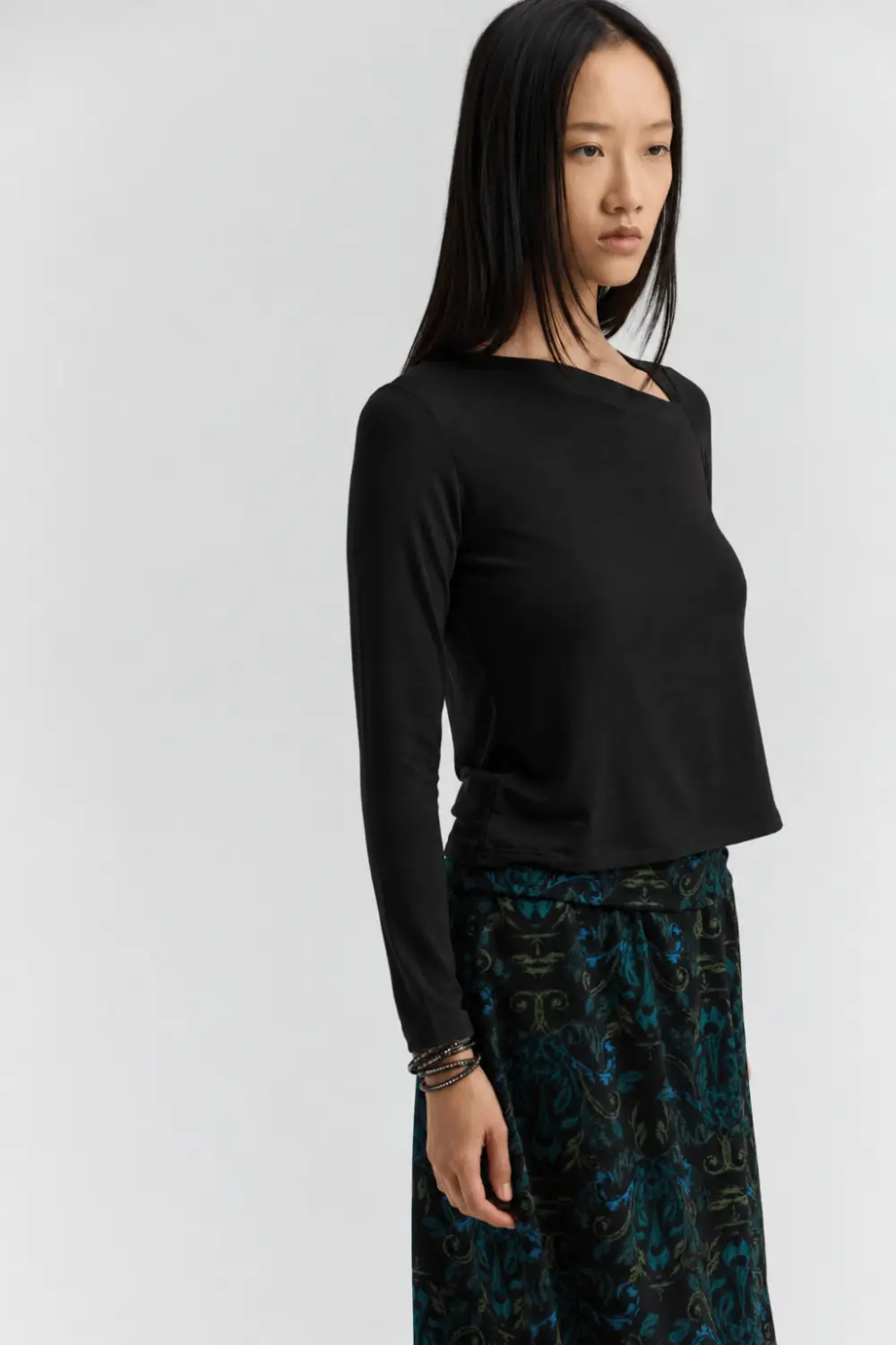 WW0726020-BLACK-2-1000x1500