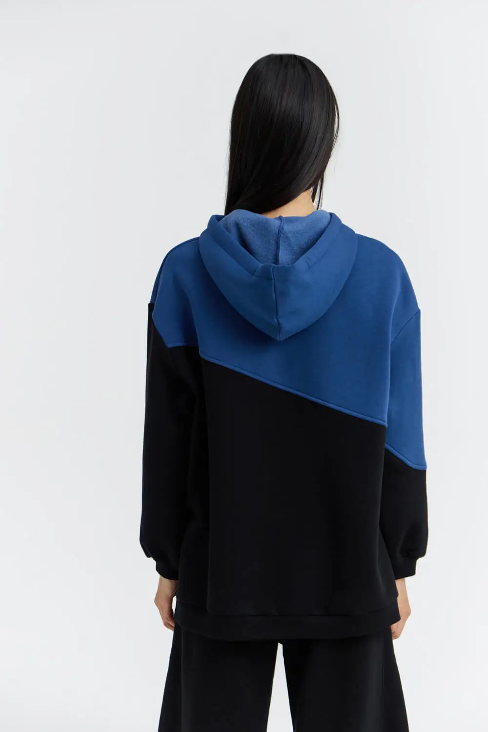WW0726034-BLACK-4-1000x1500